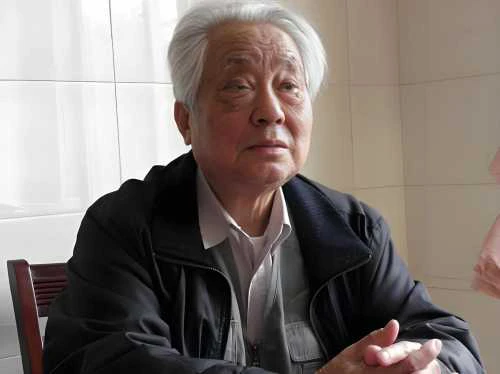 郑伊农老师的照片，单击鼠标查看大图！